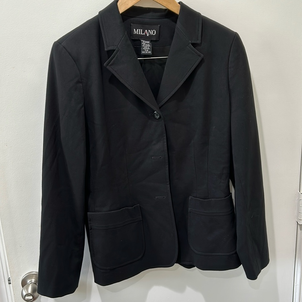 Black Milano blazer size 8. Dry, clean only.